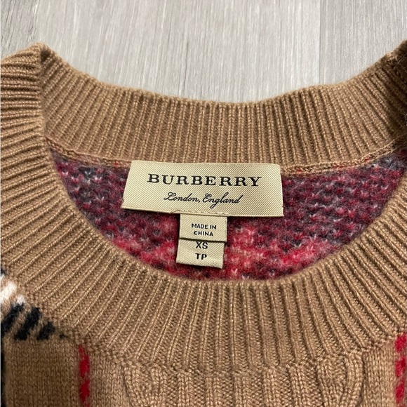Authentic BURBERRY Check Cashmere Sweater. Size XS - Picture 5 of 12